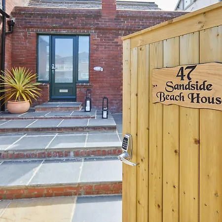 Sandside Beachfront Perfectly Saltburn-by-the-Sea