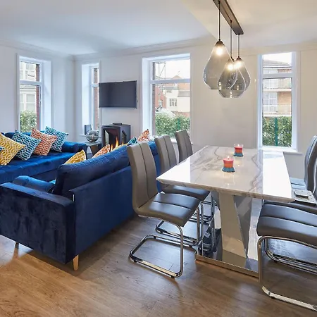 Sandside Beachfront Perfectly